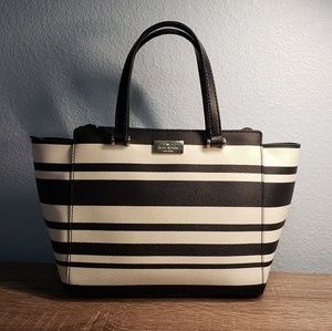 Small Kate Spade Black / White